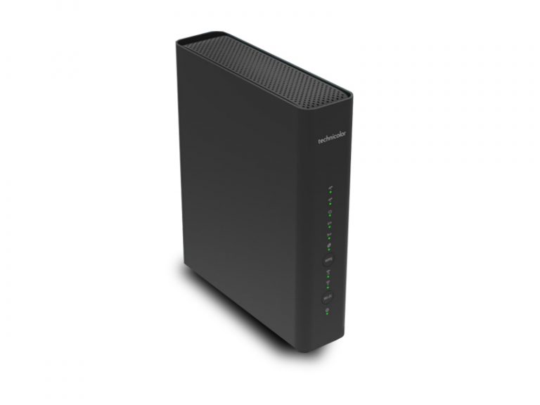 Bezprzewodowa brama kablowa VoIP CGA4233, 32×8 DOCSIS 3.1